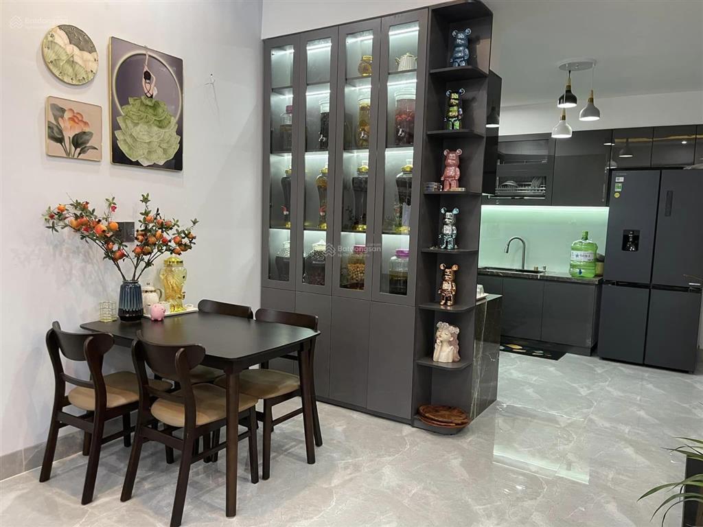 Duy nhất một căn tầm giá hơn 5 tỷ 30m 4 tầng tại long biên bán