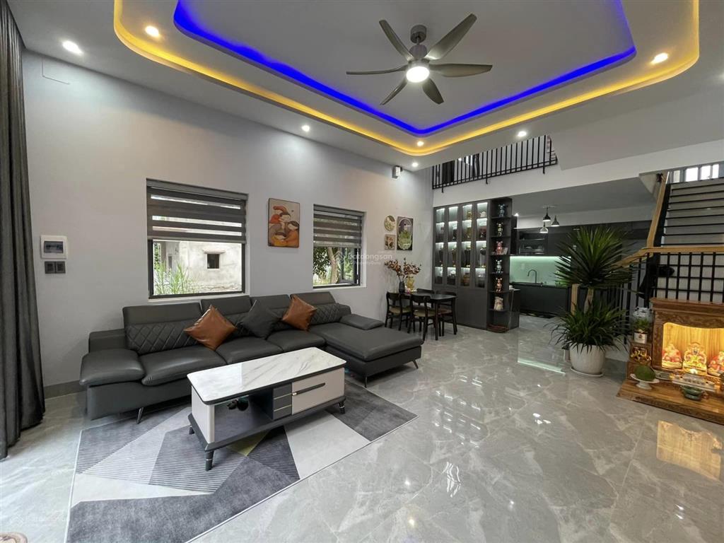 Duy nhất một căn tầm giá hơn 5 tỷ 30m 4 tầng tại long biên bán