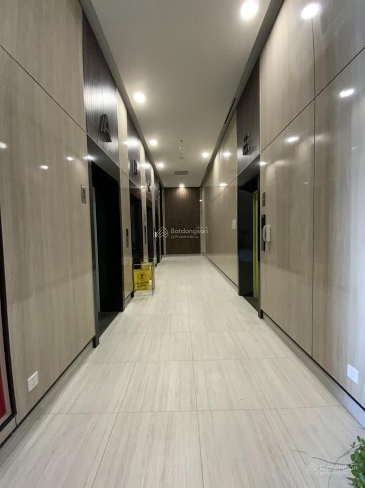 Cần bán căn hộ đối diện tttm vivo city, lavida plus 96m23pn, full nội thất, giá 6tỷ650 (102%)