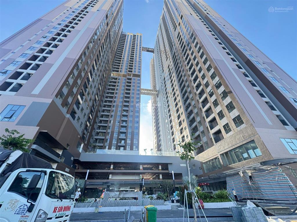 Cho thuê căn 1pn a&t sky garden, giá 5tr/tháng, có rèm, máy lạnh, miễn phí 3 tháng quản lý