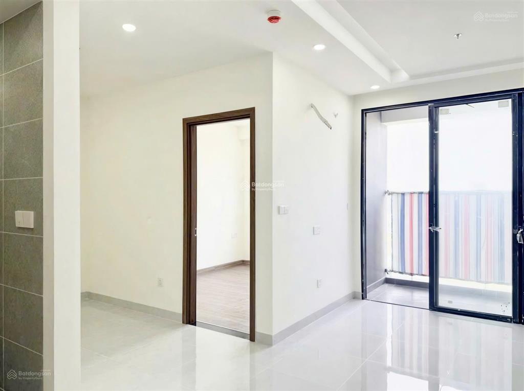 Cho thuê căn 1pn a&t sky garden, giá 5tr/tháng, có rèm, máy lạnh, miễn phí 3 tháng quản lý