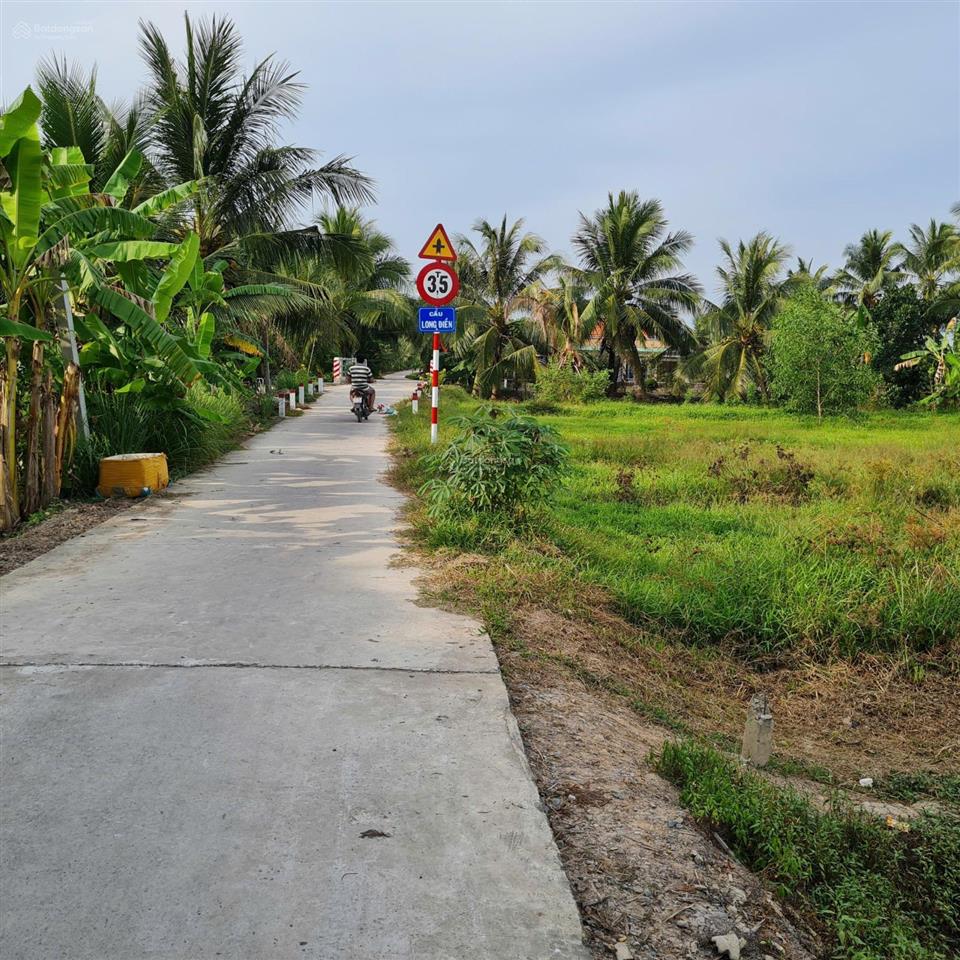 Bán đất 1341m2 tại đường long điền và đường nhựa kênh ngang, châu thành, tiền giang, giá 2,6 tỷ