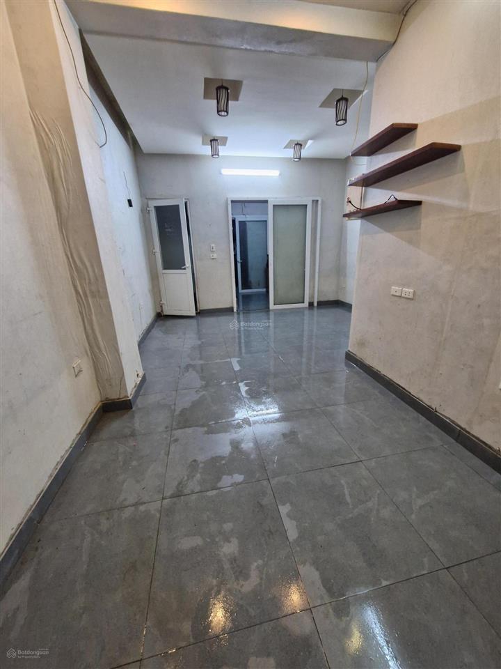 Bán nhà tôn đức thắng 37/55m2 x tầng 1, ô tô chỉ 4 tỷ 35