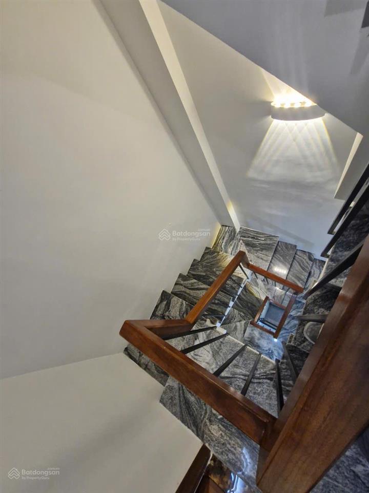 Cần bán nhà tôn đức thắng, 20m2x4 tầng, tặng full nội 4 tỷ 79