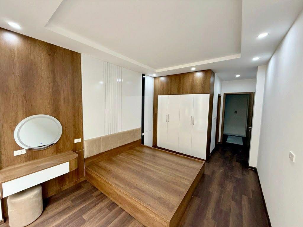 BÁN GẤP NHÀ HOÀNG HOA THÁM TT BA ĐÌNH GIÁP RANH TÂY HỒ MỚI KOONG FULL NỘI THẤT NÓI KHÔNG VỚI QUY HOẠCH 