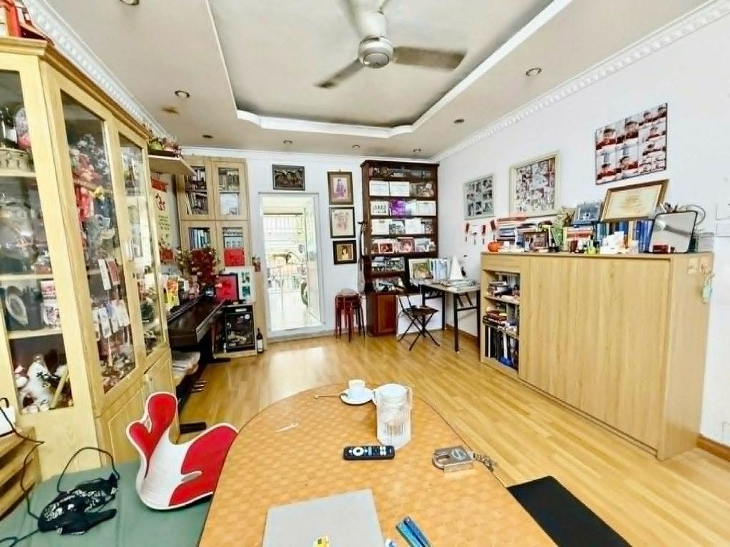BÁN GẤP NHÀ ĐỘI CẤN TT BA ĐÌNH 60M X  NHỈNH 5 TỶ.