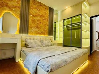 BÁN GẤP NHÀ ĐẸP ĐỘI CẤN TT BA ĐÌNH MỚI KOONG FULL NỘI THẤT 26M  X 5 TẦNG 7,05 TỶ.  