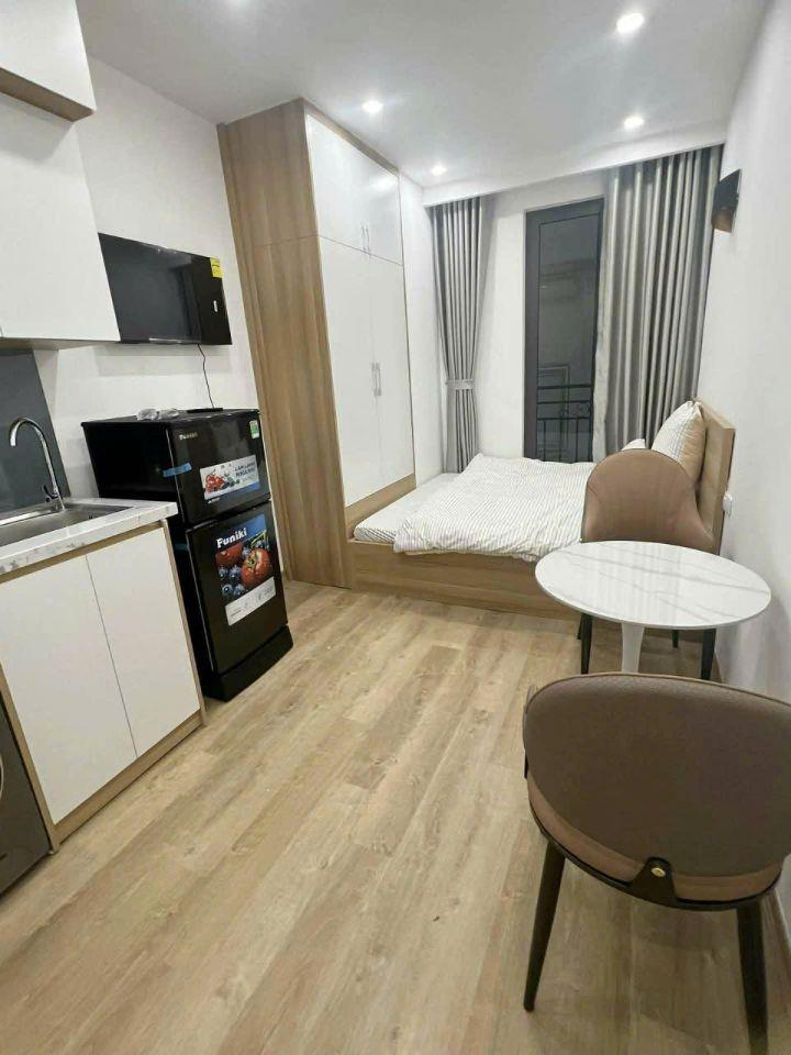 BÁN GẤP NHÀ ĐỘI CẤN TT BA ĐÌNH MỚI KOONG THANG MÁY FULL NỘI THẤT 40M X 6 TẦNG 12TỶ.