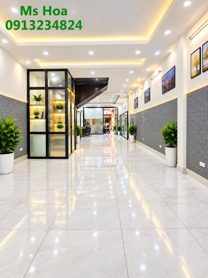 BÁN GẤP NHÀ GIẢNG VÕ_ ĐÊ LA THÀNH TT BA ĐÌNH KD VỈA HÈ Ô TÔ TRÁNH 50M X 5 TẦNG NHỈNH 25 TỶ 