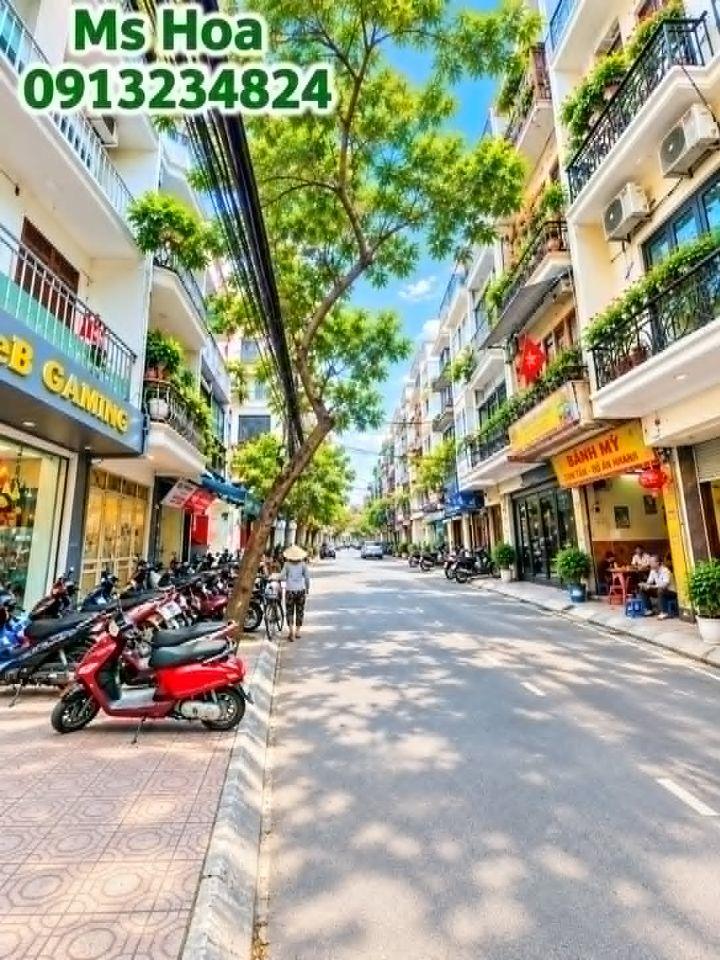 BÁN GẤP NHÀ GIẢNG VÕ_ ĐÊ LA THÀNH TT BA ĐÌNH KD VỈA HÈ Ô TÔ TRÁNH 50M X 5 TẦNG NHỈNH 25 TỶ 