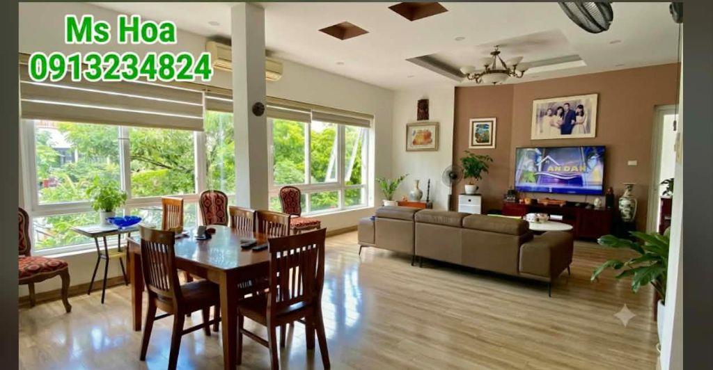 CHÍNH CHỦ CẦN BÁN GẤP NHÀ ĐỘI CẤN VIEW HỒ ĐẦM TRÒN KD Ô TÔ NGỦ TRONG NHÀ 65M X 5 TẦNG MT 8M NHỈNH 30 TỶ .