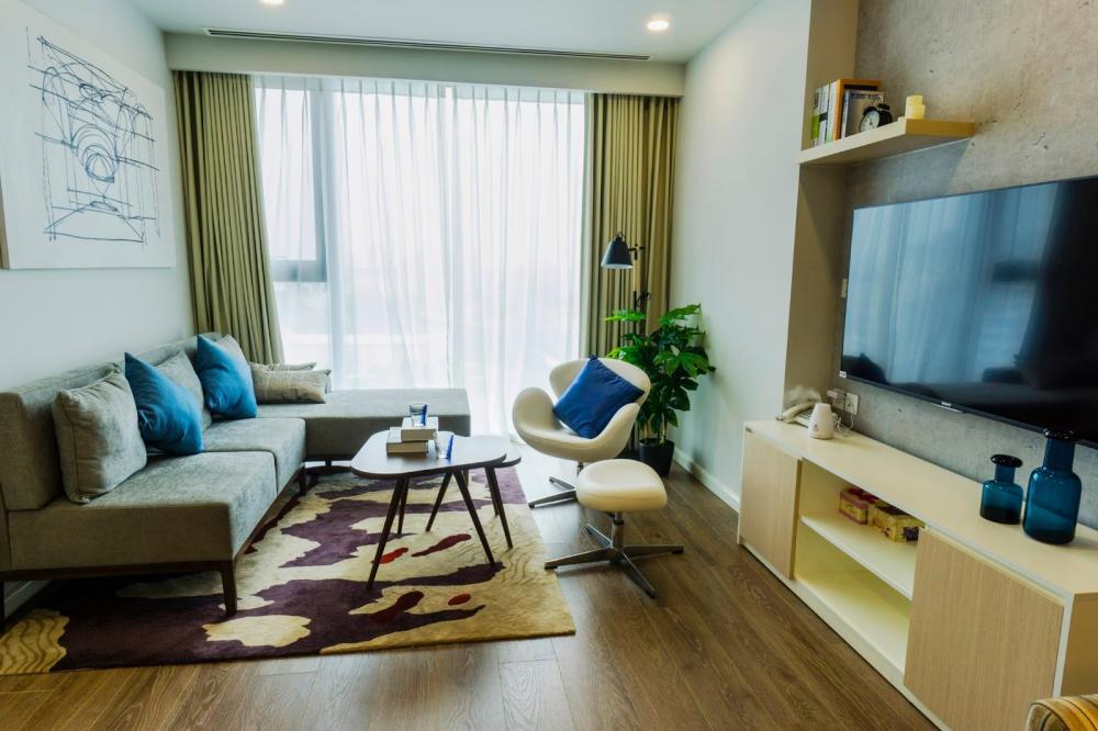 Căn hộ nhà mình cho thuê trực tiếp nhà 3 ngủ có đồ vào ở luôn gọi mình sdt. 0942 713 ***