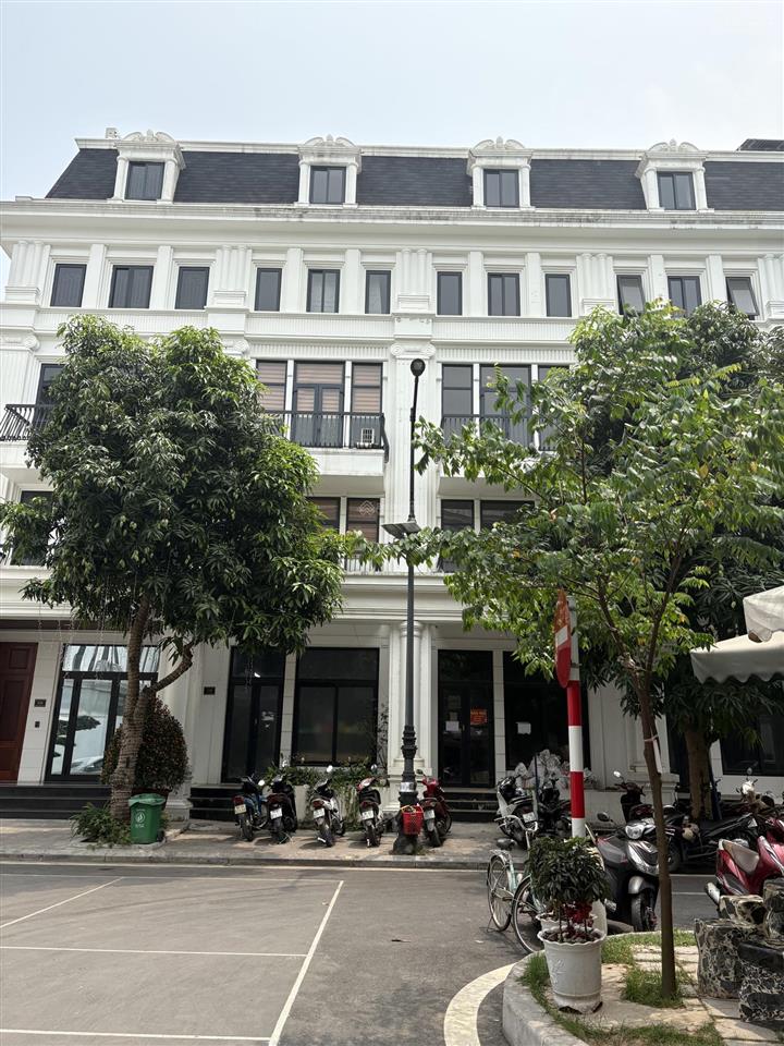Chính chủ cần tiền bán nhanh căn liền kề 95 m giá 29,8 tỷ bao phí