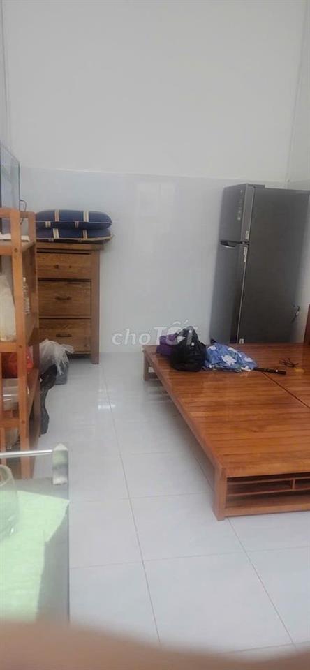 Phòng ngay TT Q3.Sạch sẽ, an ninh.Có lối đi riêng, toilet trong phòng.