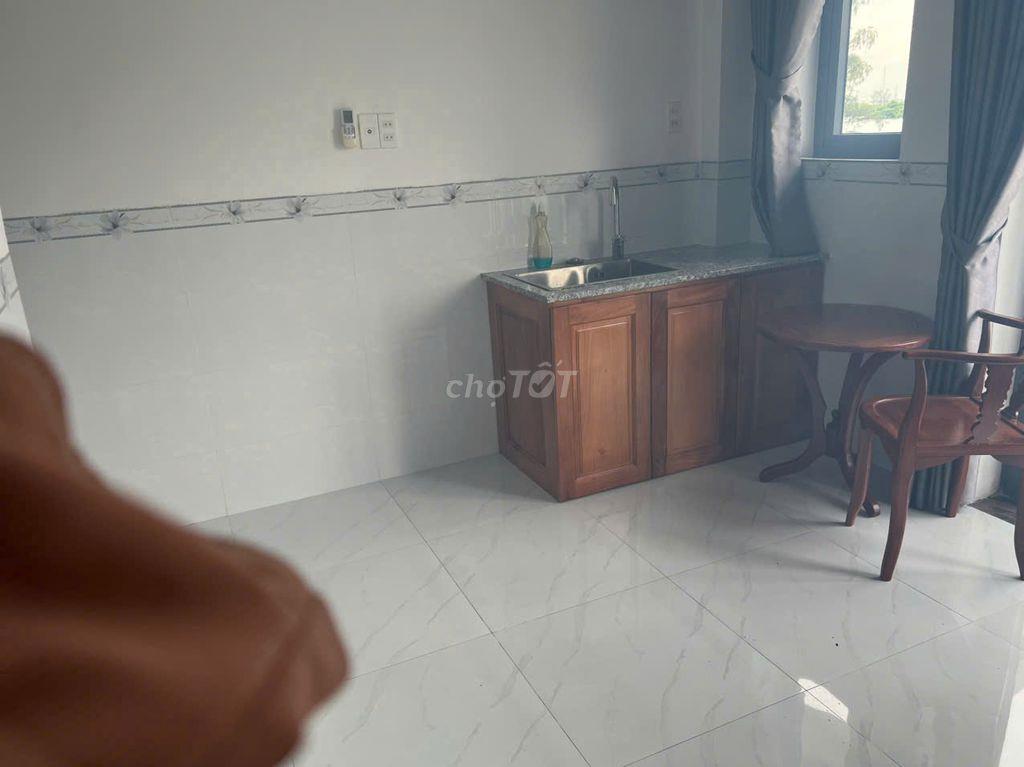 Cho thuê phòng cách đại học FPT Thủ Đức 3km