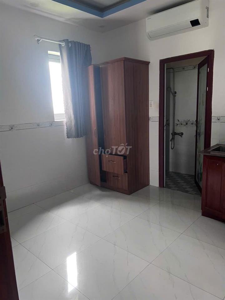 Cho thuê phòng cách đại học FPT Thủ Đức 3km