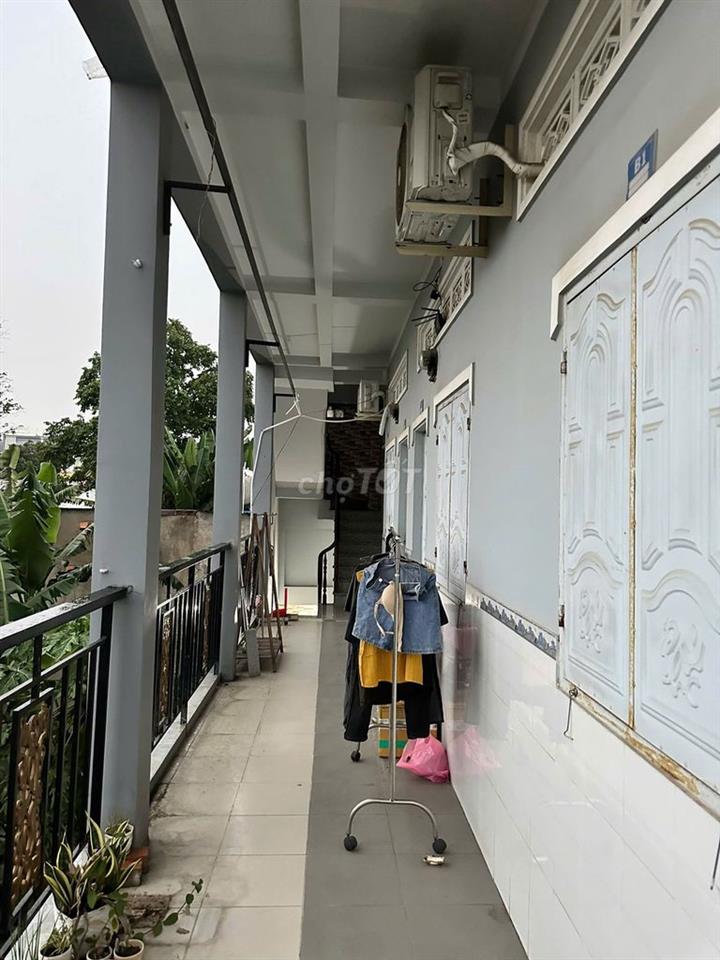 Cần bán gấp nhà 3 lầu cách Vinhome GrandPark 500m