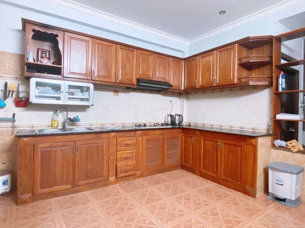 Chỗ ở máy lạnh giá rẻ cho bạn trẻ