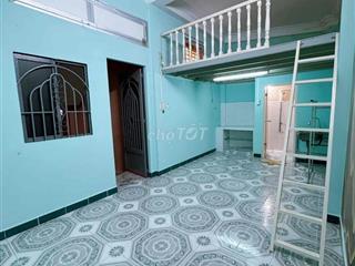 QUẬN 3 SÁT BÊN PHÚ NHUẬN