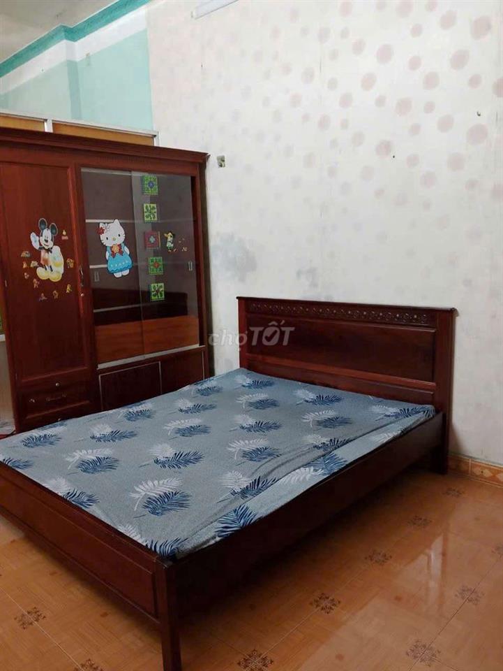 Cho thuê nhà ngay ngã tư ga 3pn sẵn nội thất 9tr