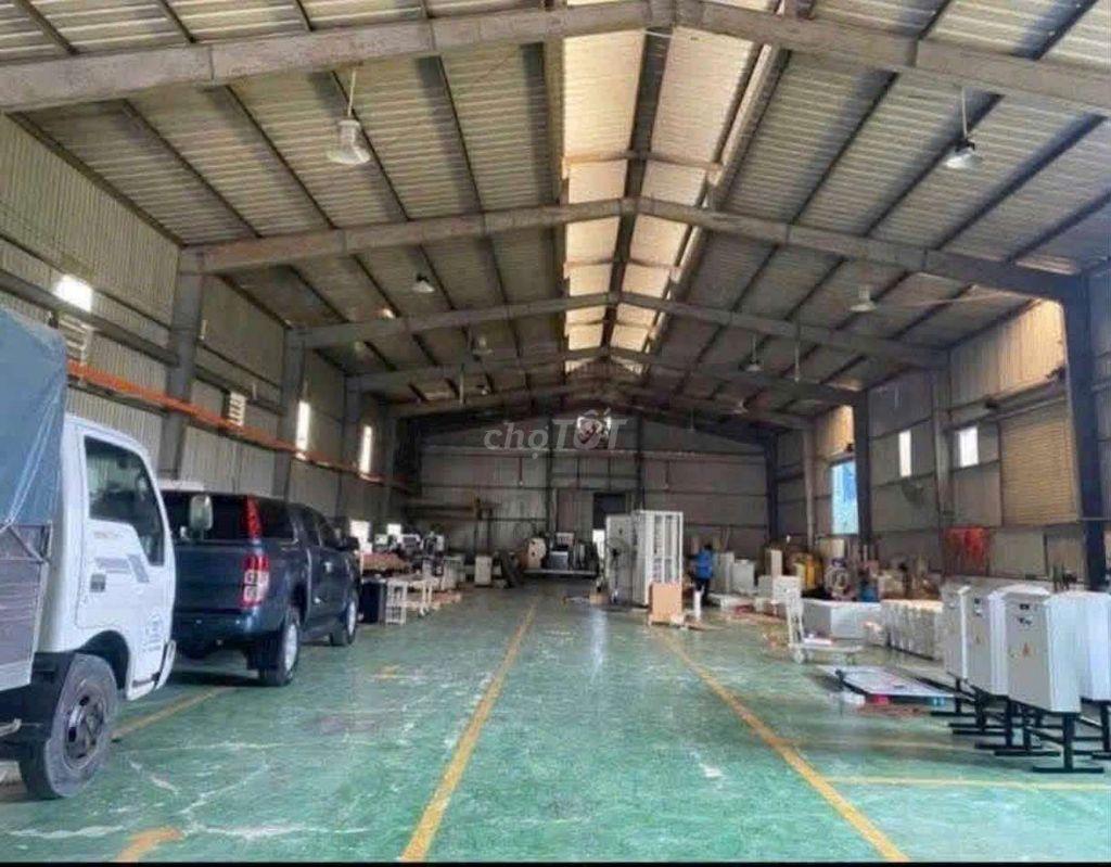 Cho thuê xưởng vườn lài 1500m2 70tr