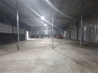 Cho thuê kho thạnh xuân gần 400m2 giá 15tr