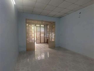 Cho thuê nhà ngay ủy ban thạnh xuân 60m2 4tr5