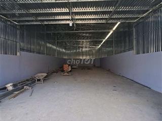 Cho thuê kho thạnh xuân 350m2 25tr sẵn 3fa tải 7_8 tấn