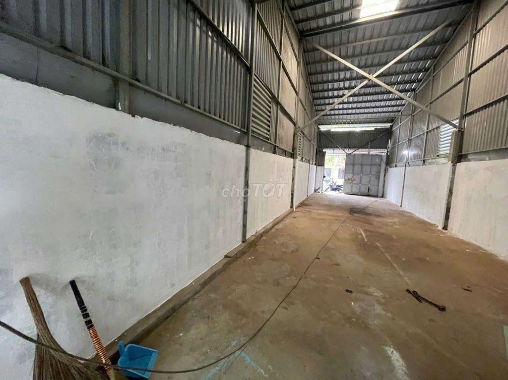 Cho thuê kho an phú đông điện 3fa sẵn 125m2 9tr