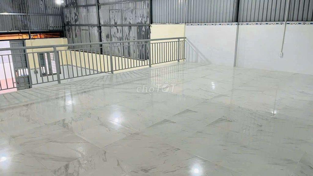 Cho thuê xưởng ngay cao đẳng điện 300m2 gạch men 22tr