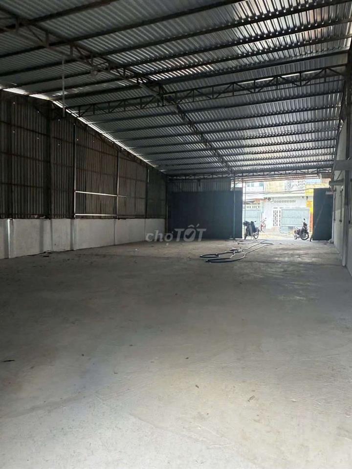 Cho thuê kho thạnh xuân ngay ql1a 600m2 25tr