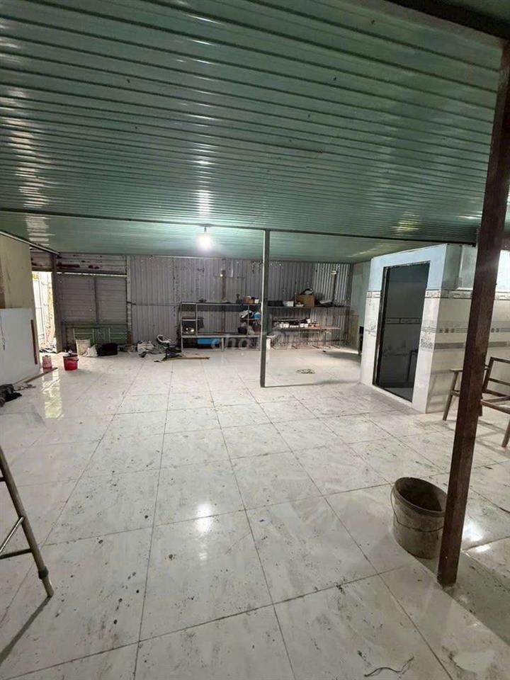 Cho thuê kho thạnh xuân 150m2 6tr