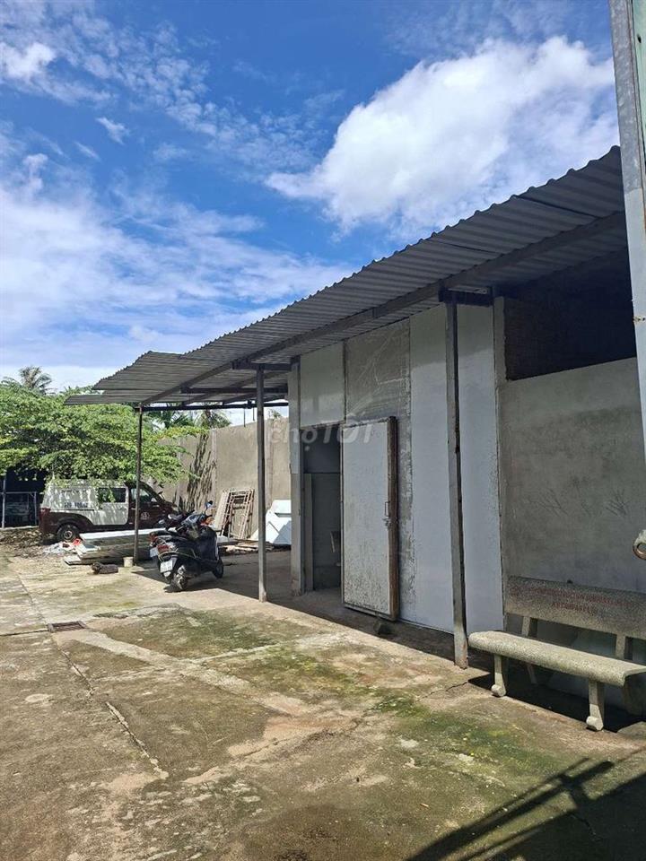 Cho thuê kho tiền chế 60_200m2 giá từ 4tr sẵn 3fa