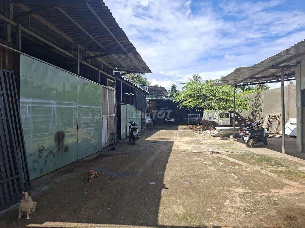 Cho thuê kho tiền chế 60_200m2 giá từ 4tr sẵn 3fa