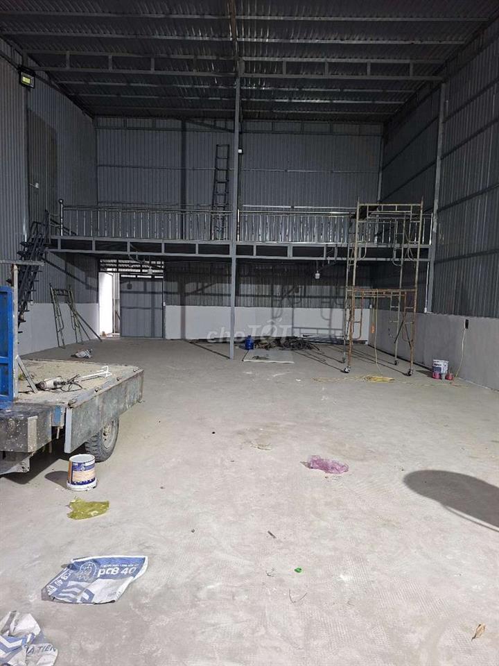 Xưởng thạnh xuân mới xây 200m2 sẵn 3fa 13tr