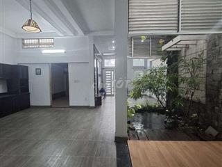 Cho thuê biệt thự vườn ngã tư ga 200m2 15tr