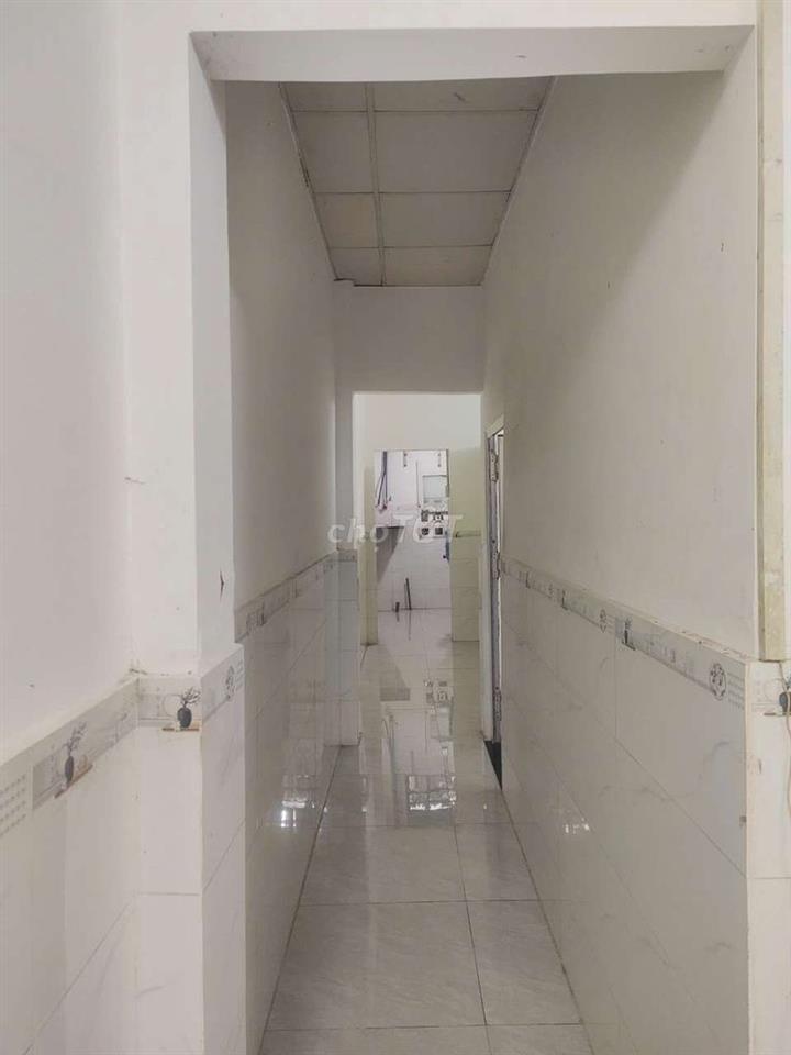 Cho thuê nhà ngay vườn lài nối dài 2pn 6tr5