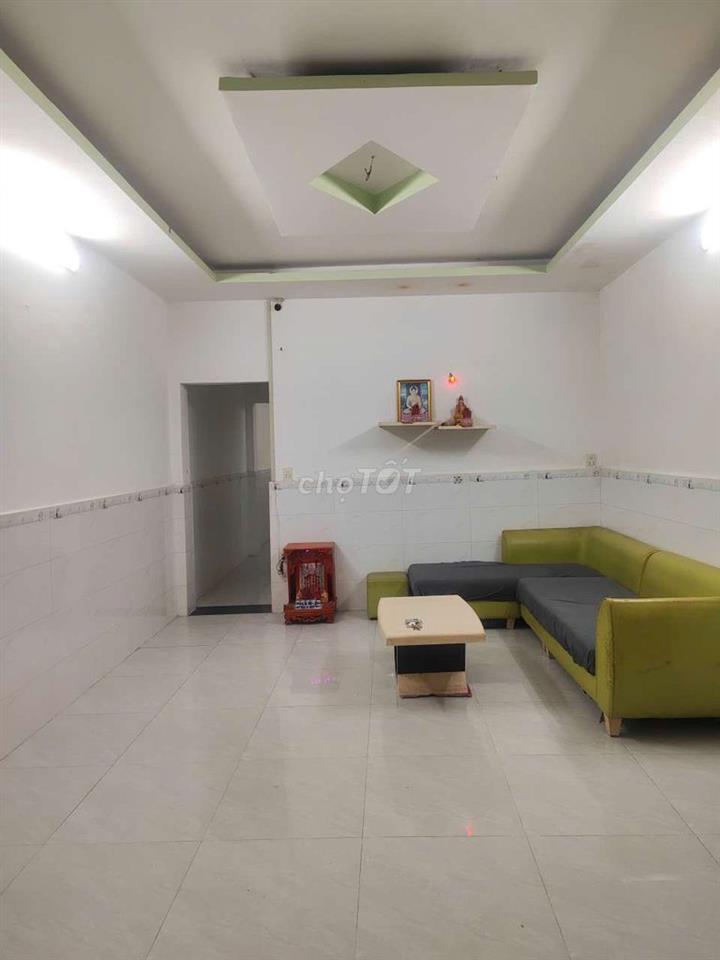Cho thuê nhà ngay vườn lài nối dài 2pn 6tr5