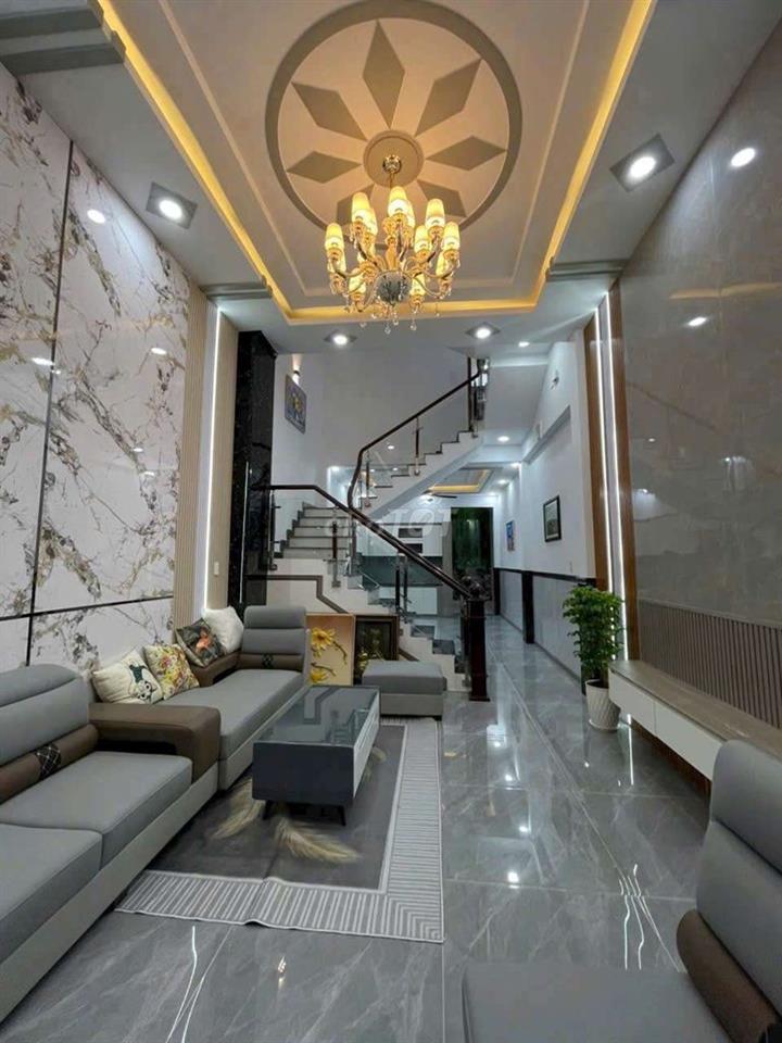 Cho thuê nhà trệt 3 lầu 4pn xe hơi đậu trước cửa 10tr