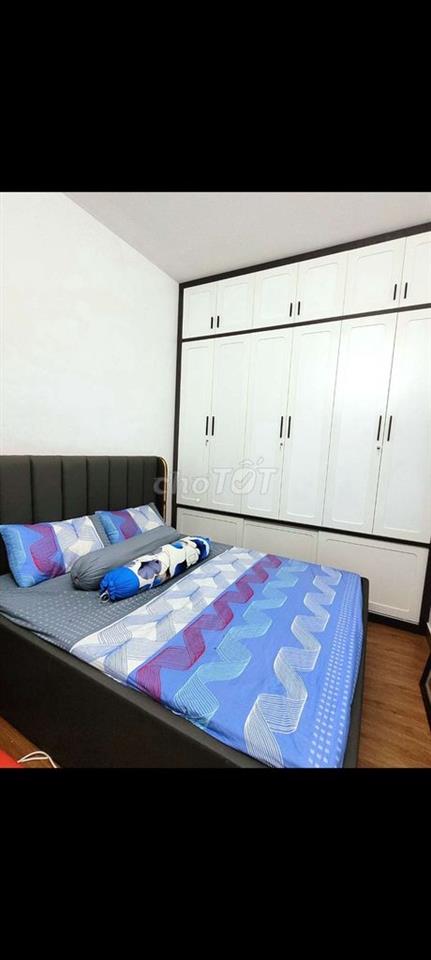 Nhà Q1 3.3x17m sát mặt tiền, trệt 2 lầu ST chính chủ