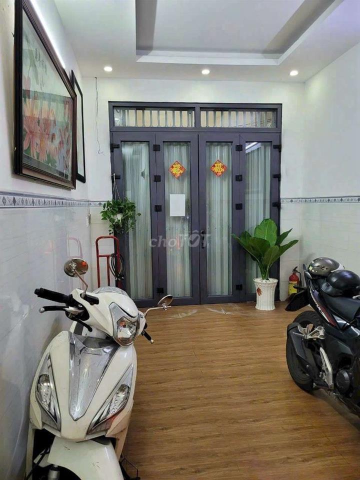 PHÒNG Q1 - FULL TIỆN NGHI - GIỜ GIẤC TỰ DO - DỌN VÀO Ở NGAY