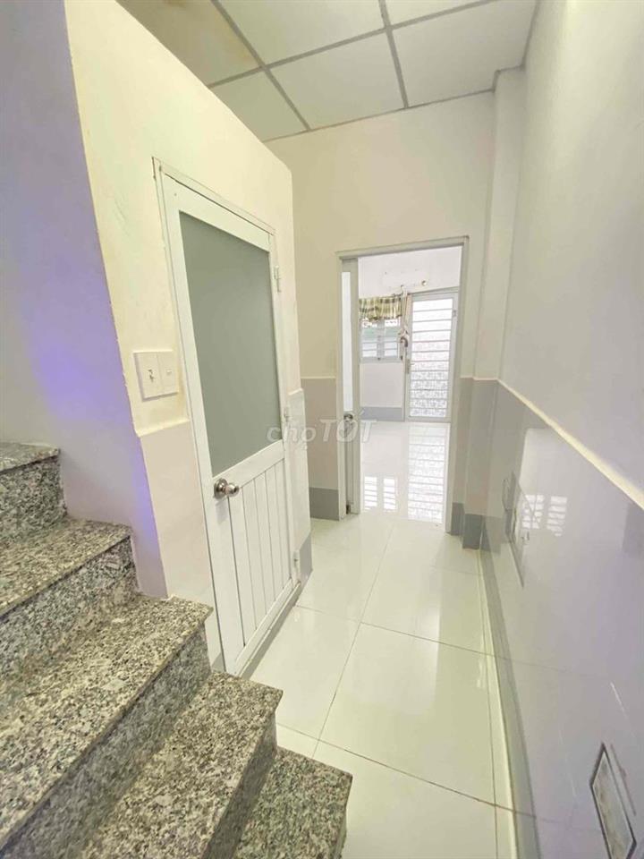 nhà cho thuê 2pn 3 vệ sinh quận 8