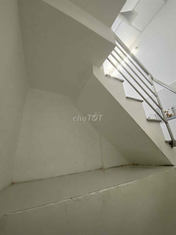 nhà cho thuê 2pn 3 vệ sinh quận 8