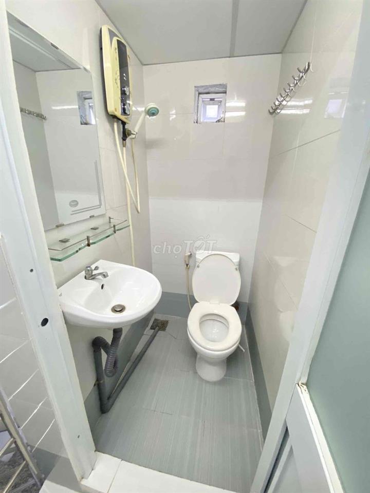 nhà cho thuê 2pn 3 vệ sinh quận 8