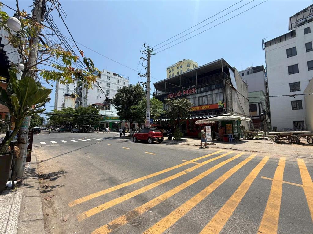 Cần bán lô đất 155m2 mặt tiền đường đỗ bá sát lê quang đạo