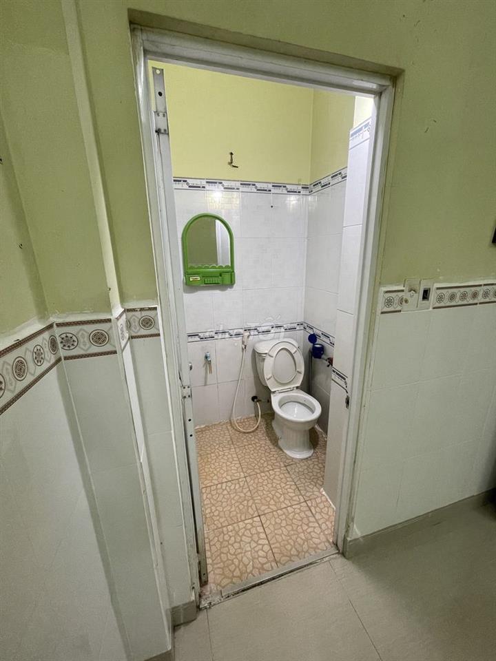 Phòng Trọ Sạch Sẽ, Toilet Riêng, Lót Gạch Men, Có Cửa Sổ, Q.Tân Phú