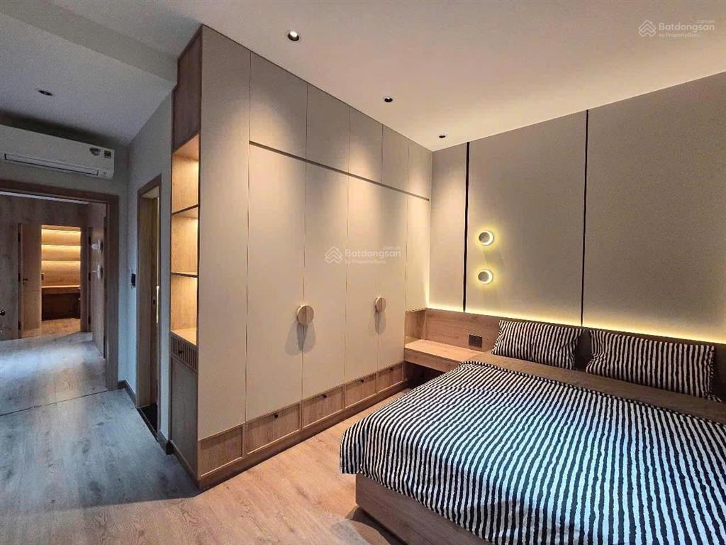 Bán gấp căn hộ green view phú mỹ hưng 3 phòng ngủ 118m2 giá bán 8,5 tỷ,  0916 376 ***