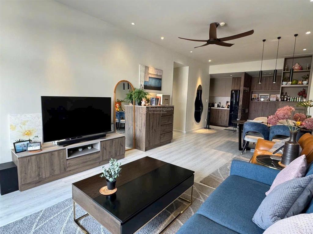 Bán gấp căn hộ green view phú mỹ hưng 3 phòng ngủ 118m2 giá bán 8,5 tỷ,  0916 376 ***