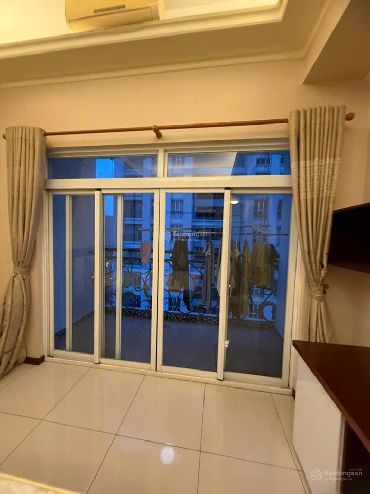 Chính chủ cho thuê căn hộ the flemington. 30m2. giá 9tr.  ngay 0933 134 ***