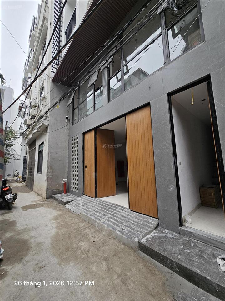 Tòa chdv/ccmn ngõ 143 xuân phương, dt 120m2 8 tầng 35 phòng mới, dòng tiền 150tr/tháng, giá 27,9 tỷ